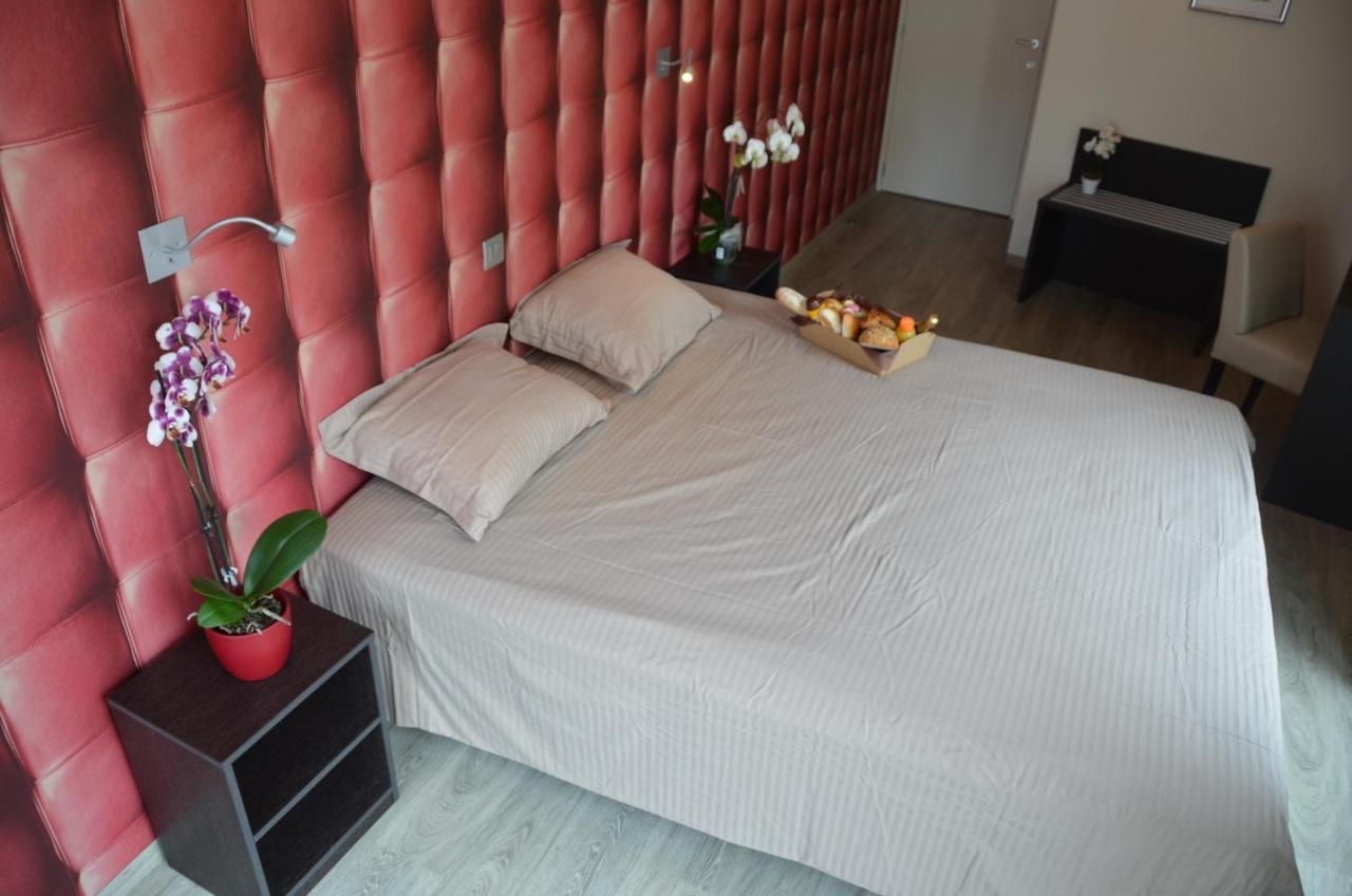 Logies Bocadillo Aparthotel บลังเคนเบอร์เก ภายนอก รูปภาพ